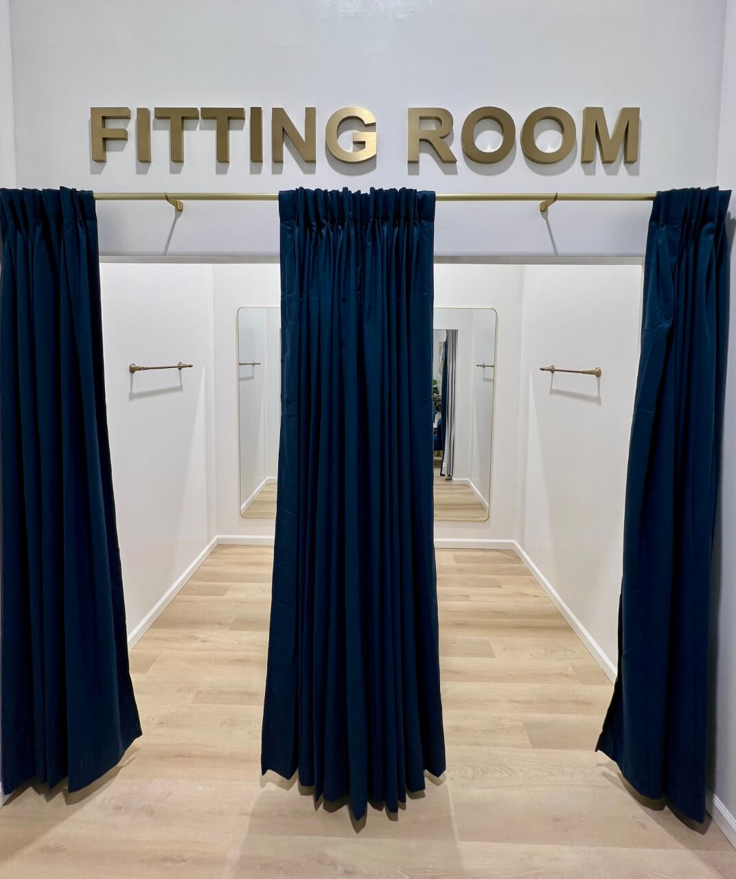 luxe fitting room close up