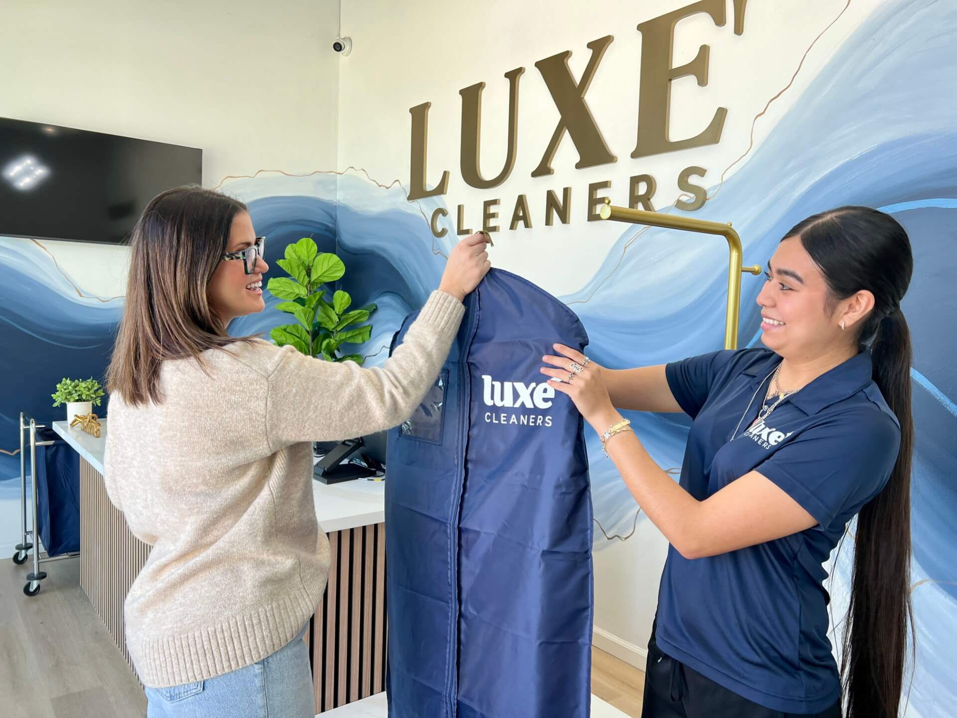 luxe laundry customer pickup tx